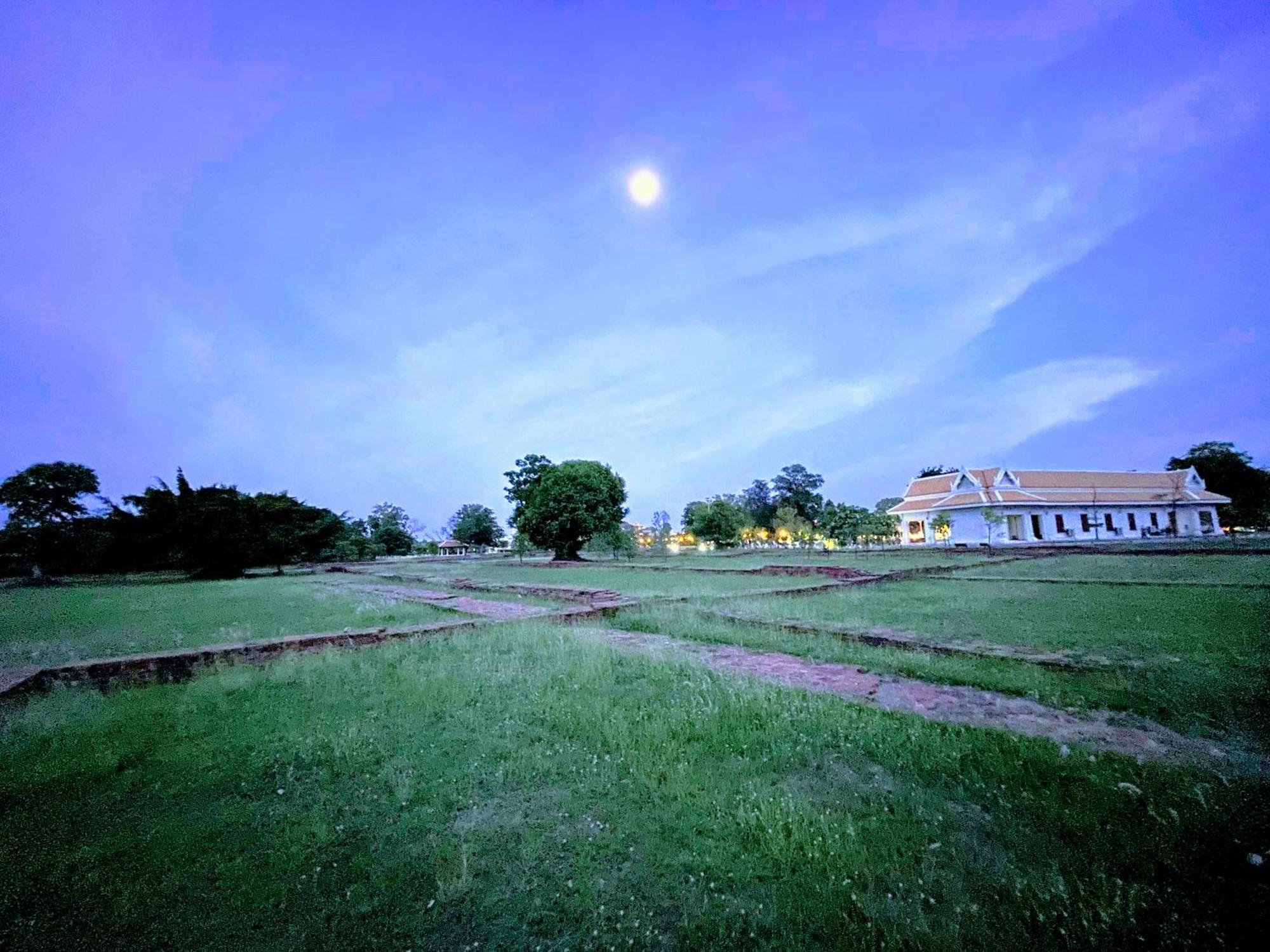 Baan Lhang Wangh บ้านหลังวัง 피차눌로크 외부 사진